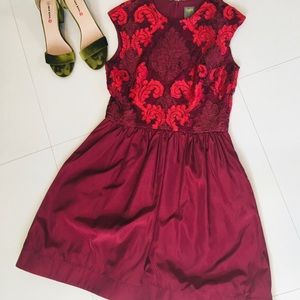 Taylor Embroidered Lace cocktail dress